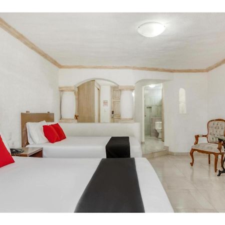Gran Hotel Campestre Celaya  Buitenkant foto