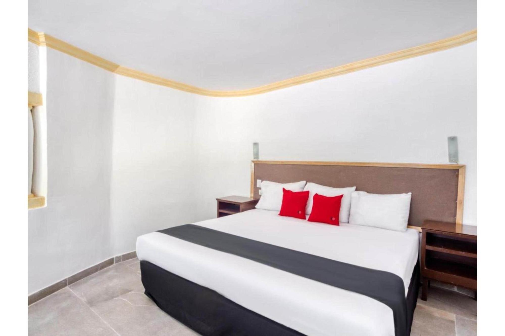 Gran Hotel Campestre Celaya  Buitenkant foto