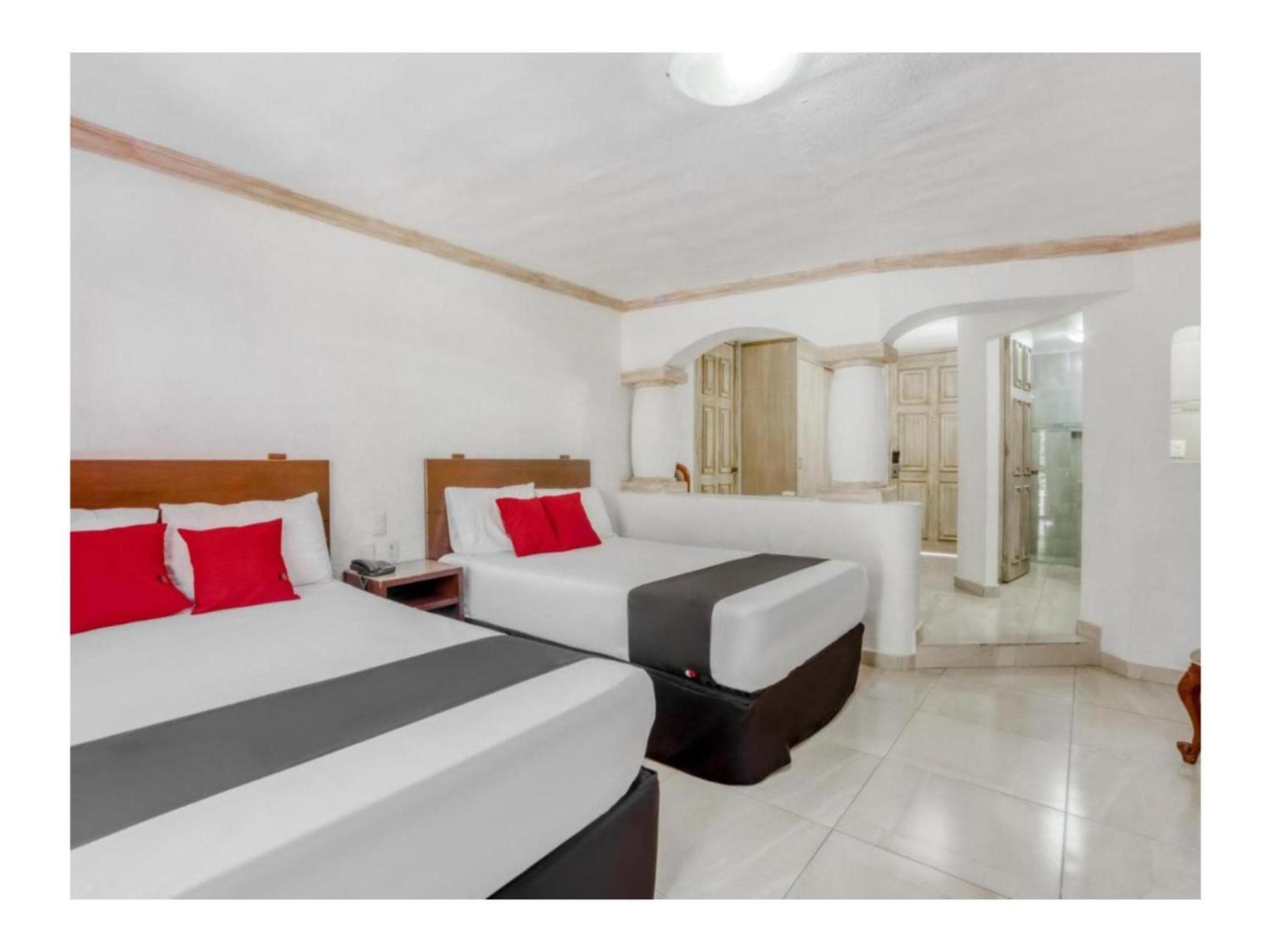 Gran Hotel Campestre Celaya  Buitenkant foto